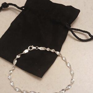 Sterling Silver Debut Twisted Herringbone Bracelet